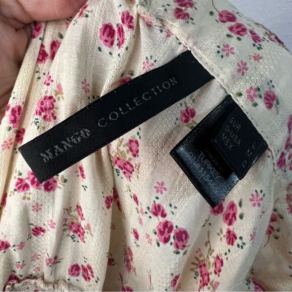 Mango Cream and Pink Ditsy Floral Mini Sundress, Tiers, Eyelet Lace, Size Medium - Picture 10 of 10